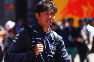 アルボンが明かした&rdquo;通せんぼお詫び&rdquo;ディナーの様子。ラッセルに奢る「彼はメニューで一番高いモノを頼んだんだ！」