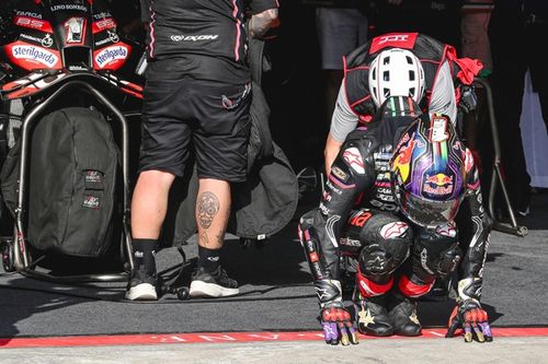 Martín sufre un neumotórax en su caída en el GP de Qatar