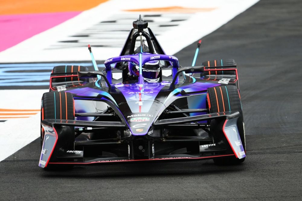 Pascal Wehrlein TAG Heuer Porsche Formula E Team Porsche 99X Electric Gen3
