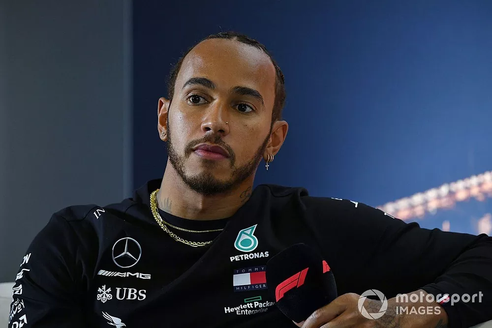 Lewis Hamilton, Mercedes-AMG Petronas F1 lors de la conf&eacute;rence de presse