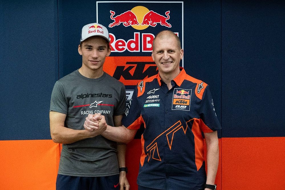 Deniz &Ouml;nc&uuml;, Aki Ajo, KTM Ajo Moto3