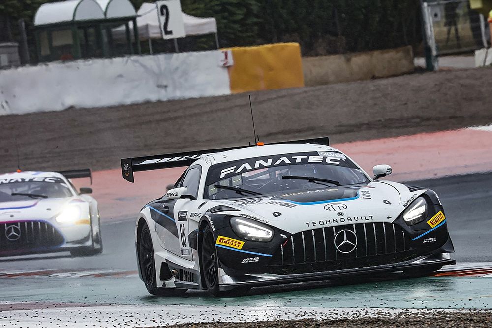 #86 AKKODIS ASP Team Mercedes-AMG GT3: Igor Walilko, Petru Umbrarescu
