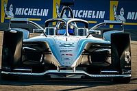 Rowland wygrał, Vandoorne mistrzem