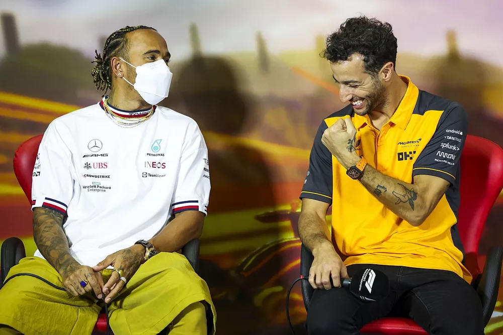 لويس هاميلتون، مرسيدس ودانيال ريكاردو، مكلارين


