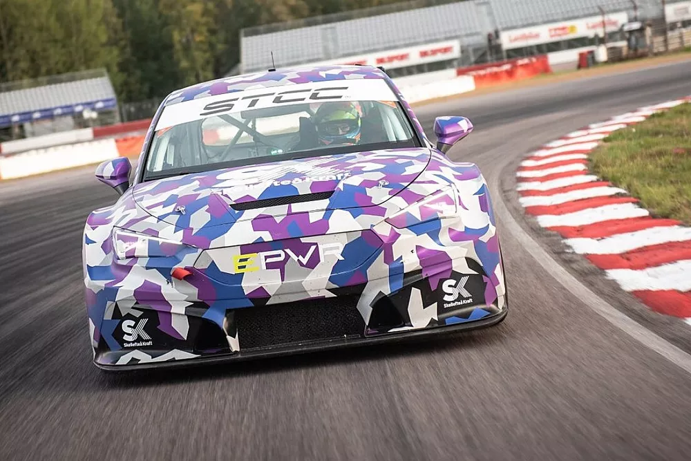 Alexander Sims, STCC's PWR002 prototype