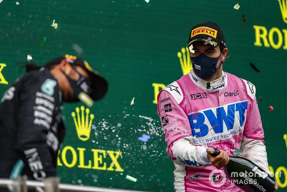 Podio: ganador y campe&oacute;n del mundo Lewis Hamilton, Mercedes-AMG F1, segundo lugar Sergio P&eacute;rez, Racing Point