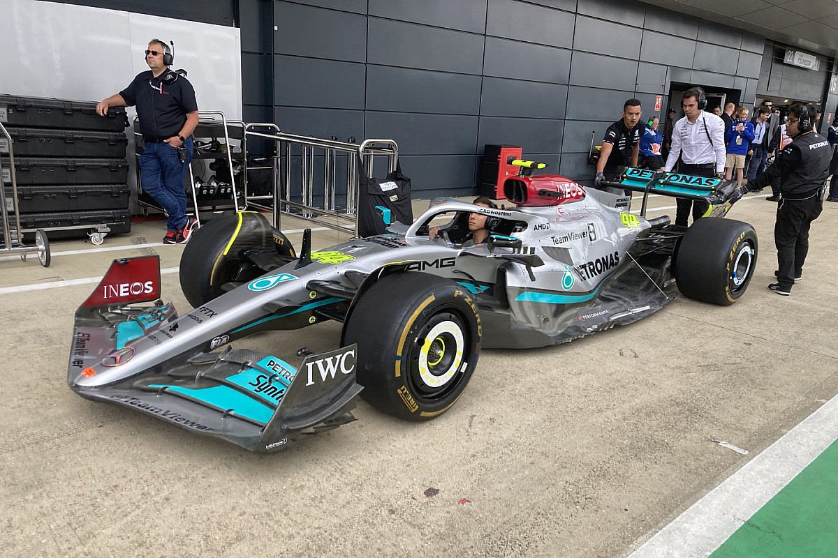 F1 2022 メルセデス W13 ラッセル 63 バケットハット イギリスGP F1 2022 メルセデス W13 ラッセル 63 バケットハット イギリスGP