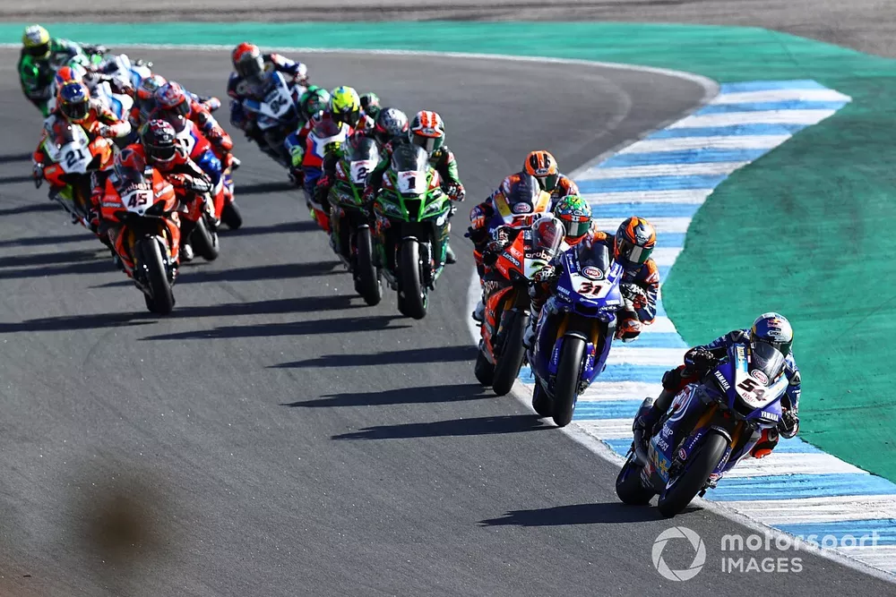 Toprak Razgatlioglu, Pata Yamaha en t&ecirc;te au d&eacute;part