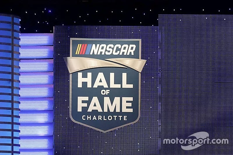 Gruppenfoto: Mitglieder der NASCAR Hall of Fame