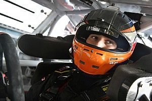 El novato Kaz Grala encontr&oacute; el ritmo de carrera