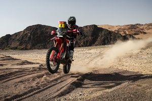 Brabec supera a Luciano Benavides en la Etapa 12 del Dakar 2026