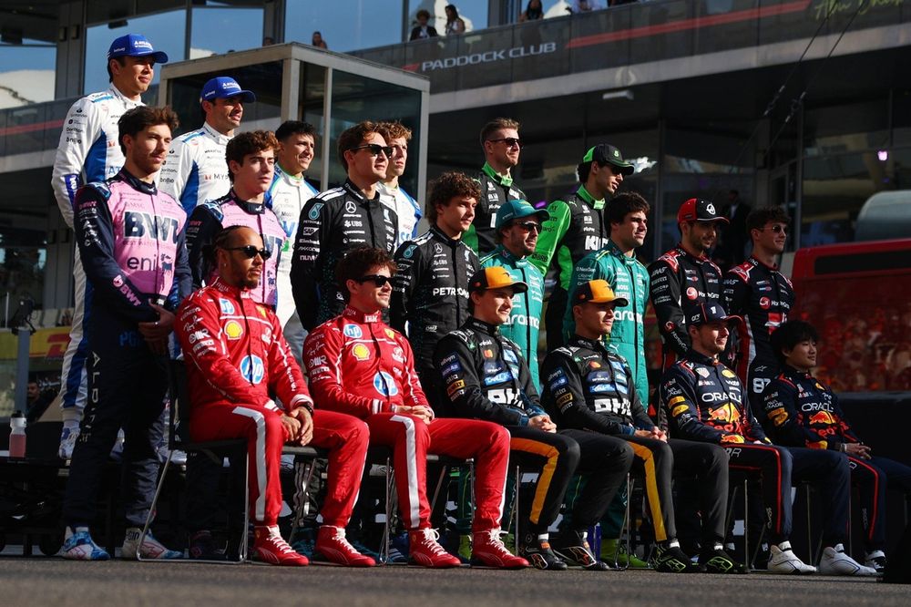 The 2025 F1 drivers photo call