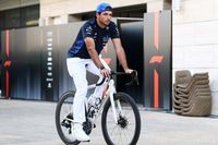 Sainz, pesimista en Qatar: "Somos los m&aacute;s lentos en curvas r&aacute;pidas"