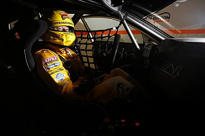 Amikor egy ex-F1-es versenyez Coronel ellen: óriási