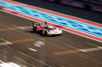 WEC Qatar: Porsche domina a Peugeot en el ecuador de la carrera