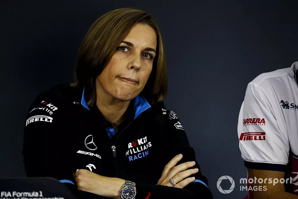 Claire Williams, directrice adjointe de Williams, en conf&eacute;rence de presse