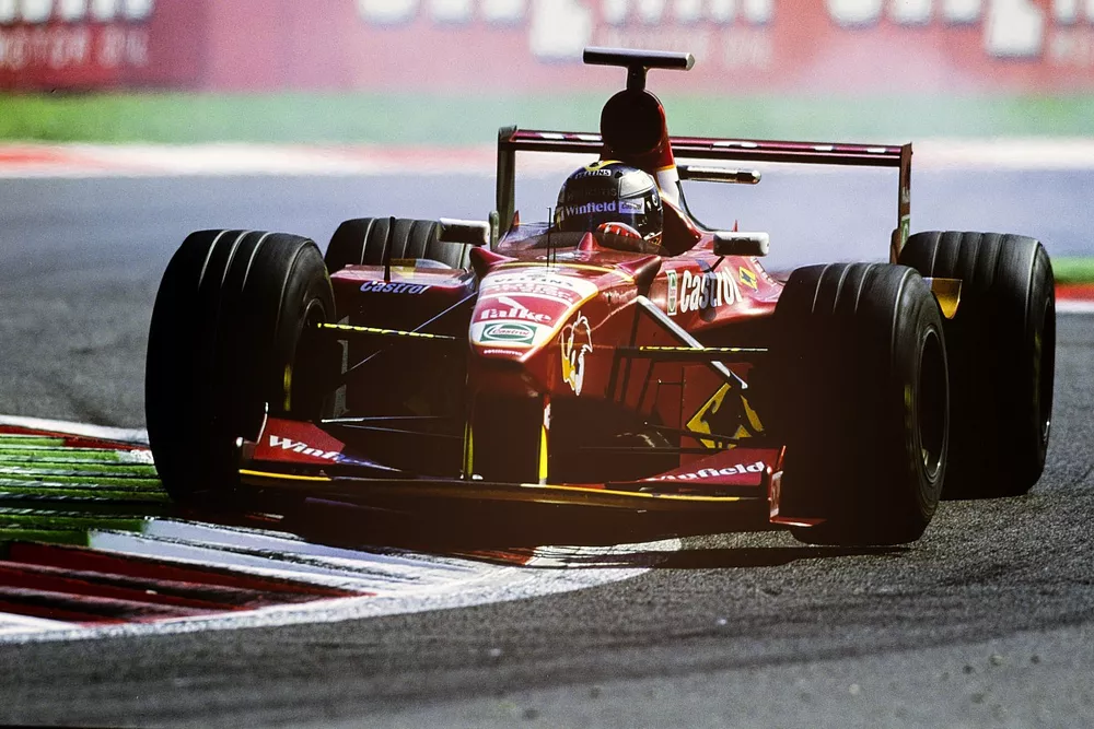 1017720067-LAT-19980913-98ITA22