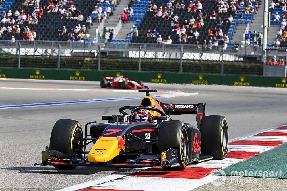 Yuki Tsunoda, Carlin 