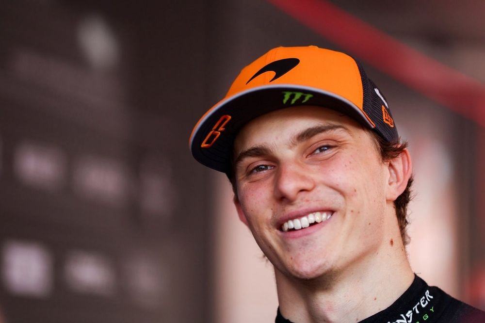 皮亚斯特里喜提定制迈凯伦750S超跑,个人风格尽显