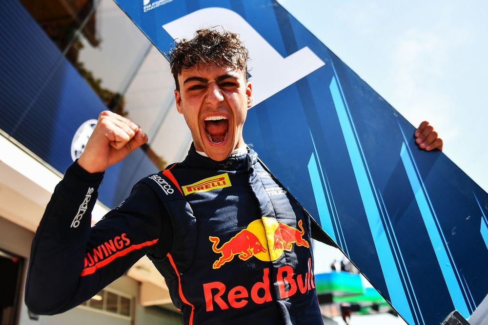 Race winner Arvid Lindblad, Campos Racing