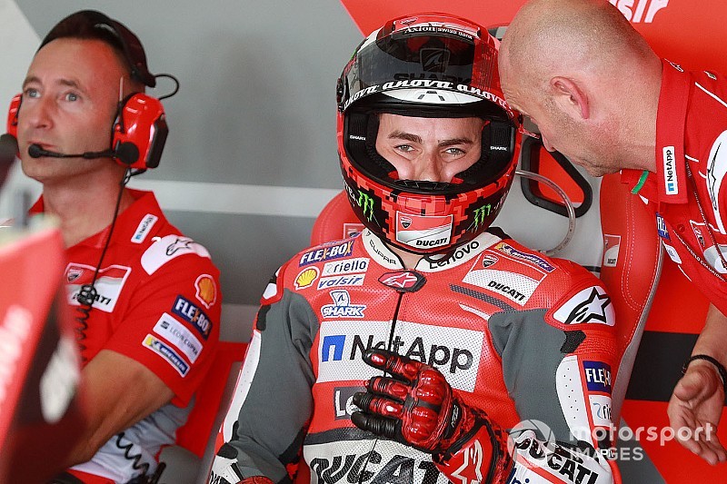 Lorenzo doorstaat medische keuring voor Japanse GP