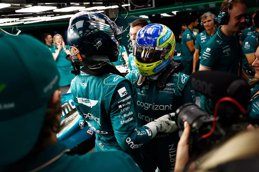 Lance Stroll, Aston Martin F1 Team, Fernando Alonso, Aston Martin F1 Team