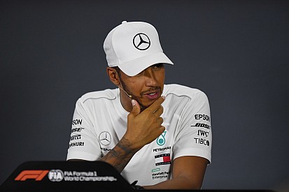Hamilton wil F1-format overhoop gooien op saaie circuits