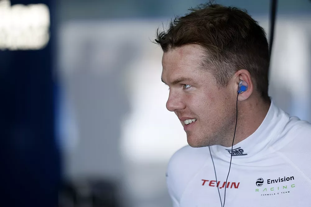 Nick Cassidy, Envision Racing