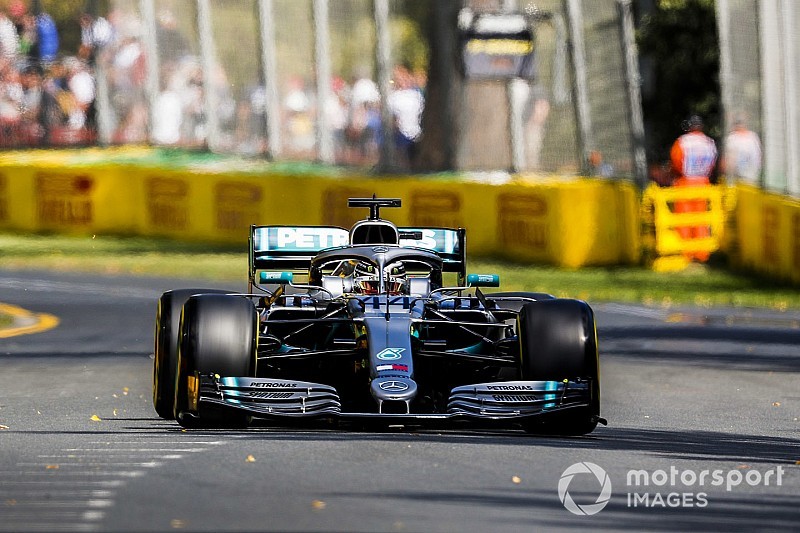 Avustralya GP 1. antrenman: Hamilton, Vettel'in 0.038 saniye önünde lider!