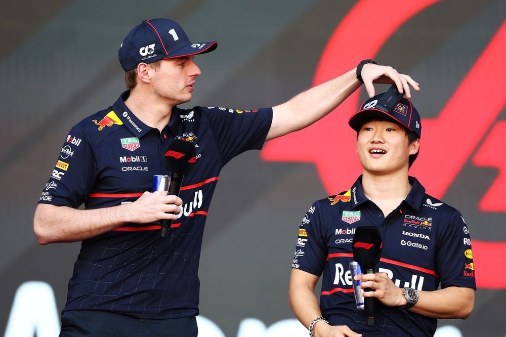 Max Verstappen, Red Bull Racing, Yuki Tsunoda, Red Bull Racing Team
