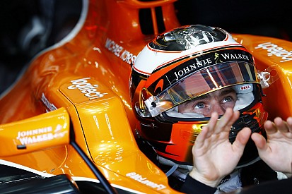 Vandoorne: Alonso ayrılırsa takımın lideri olmaya hazırım