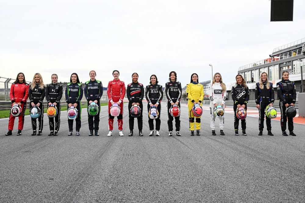 Las pilotos del test femenino