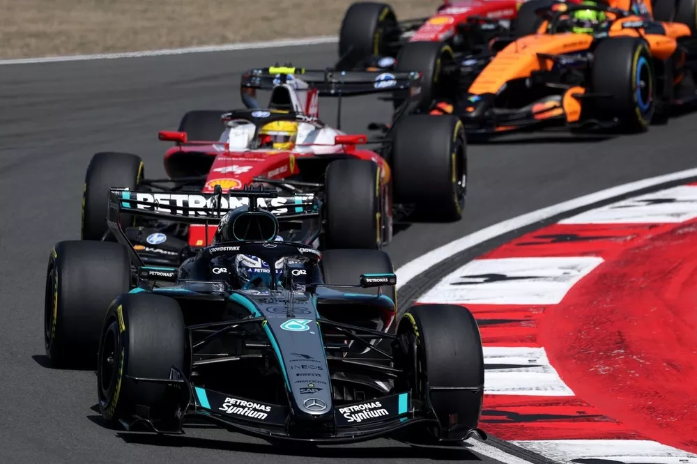 Lewis Hamilton, Ferrari, George Russell, Mercedes