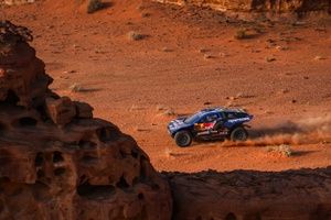 Ford wygrał, Toyota prowadzi