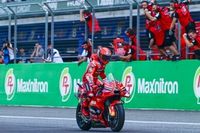 Qui&eacute;n es qui&eacute;n en el equipo de M&aacute;rquez dentro del box de Ducati