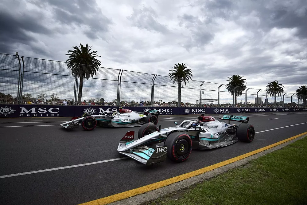 Lewis Hamilton, Mercedes W13, George Russell, Mercedes W13