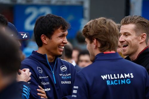 Albon explica lo que quiere para un futuro compa&ntilde;ero en Williams F1