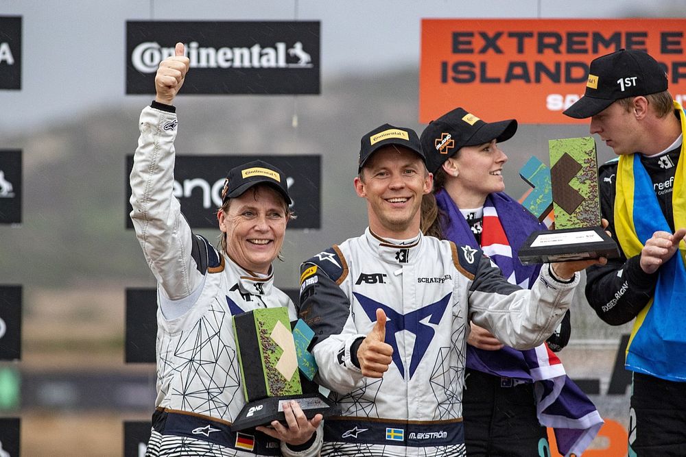 2ª posición, Jutta Kleinschmidt, Mattias Ekstrom, ABT CUPRA XE 