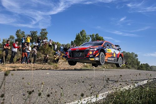 Neuville no perdona y peligra podio de Ogier tras s&aacute;bado en Espa&ntilde;a