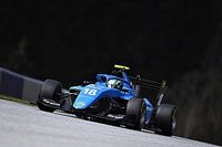 Collet lidera el &uacute;ltimo d&iacute;a de pretemporada de la F3 en Austria
