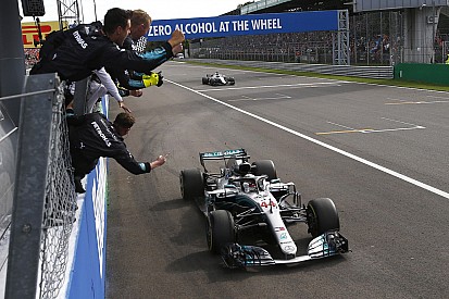 Formel 1 Monza 2018: Hamilton siegt nach Crash mit Vettel