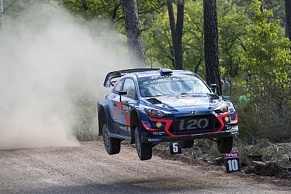 Turchia, PS3: bella zampata di Neuville, che risale al quarto posto. Evans finisce ko