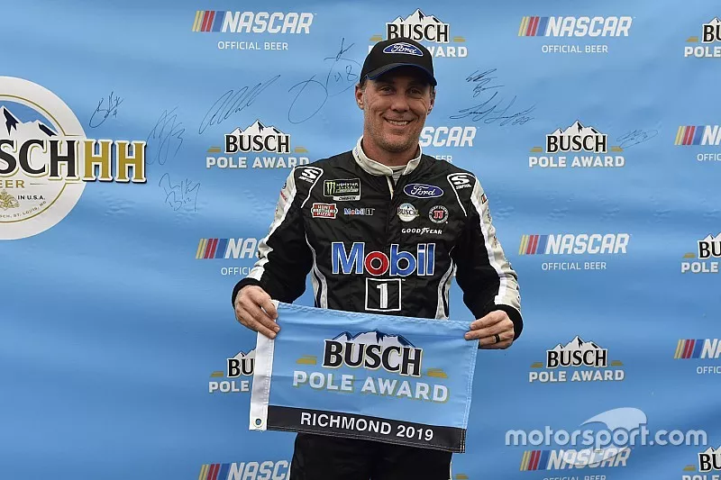 #4: Kevin Harvick, Stewart-Haas Racing, Ford Mustang Mobil 1