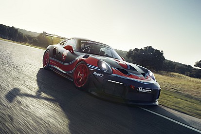 Porsche представила гоночний 911 GT2 RS Clubsport потужністю 700 к.с.