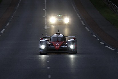 Le Mans 24 Hours: Toyota still in control at half-distance