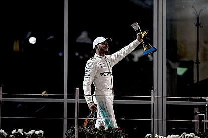 Hamilton: İdolüm eski F1 pilotları değil, Muhammad Ali'ydi