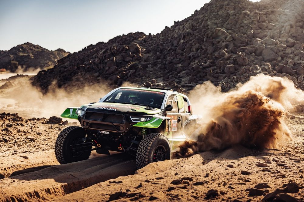 Eryk Goczał. Szymon Gospodarczyk, Toyota Hilux T1+