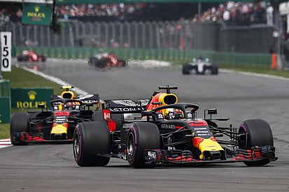 Red Bull: Verstappen sudah jauh di atas Ricciardo