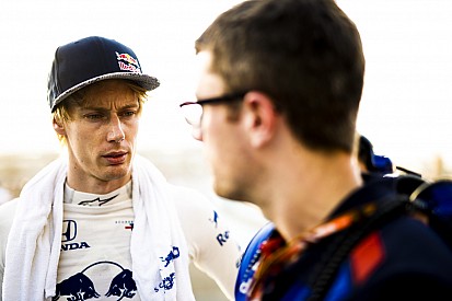 Звільнений з Toro Rosso Хартлі подякував «майже всім» співробітникам