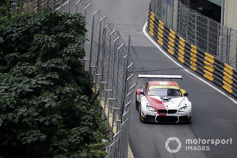 Macau GT: Farfus passes Marciello for qualifying race win